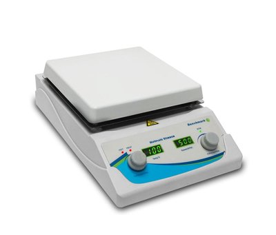 Benchmark Scientific Digital Hotplate Stirrers