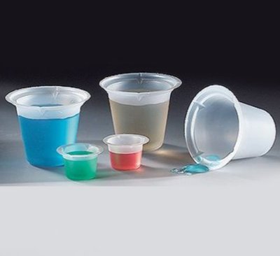Disposable, Four Pour Spout Beakers