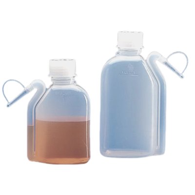 Integrated Spout Wash Bottles