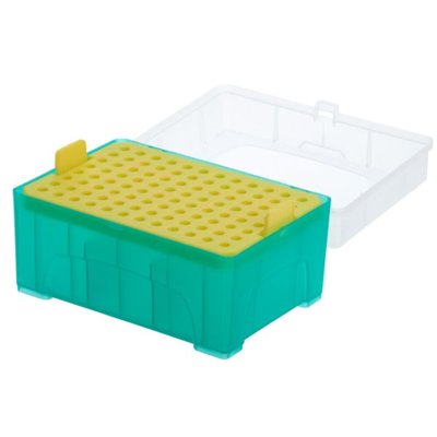 CELLTREAT Hinged Lid Pipette Tip Racks