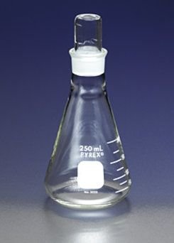 Corning PYREX© Narrow Mouth Erlenmeyer Flask with PYREX© Standard Taper Stopper