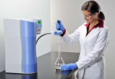 Thermo Fisher GenPure™ Pro Ultrapure Water System