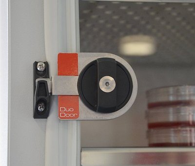 BINDER CB Series CO₂ Incubators with Heat Sterilizable CO₂ Sensor