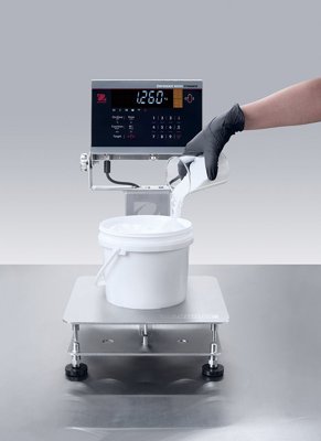 Ohaus Corporation Defender 6000 Extreme Washdown Standard Bench Scale (0.002lb)
