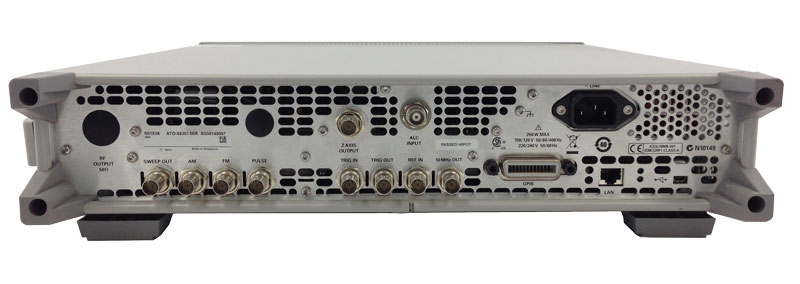 Keysight / Agilent N5183A MXG X-Series Microwave Analog Signal Generator, 100 kHz up to 40 GHz