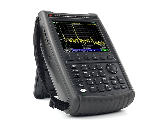 Keysight / Agilent N9917A FieldFox Handheld RF & Microwave Combination Analyzer, 30 kHz - 18 GHz